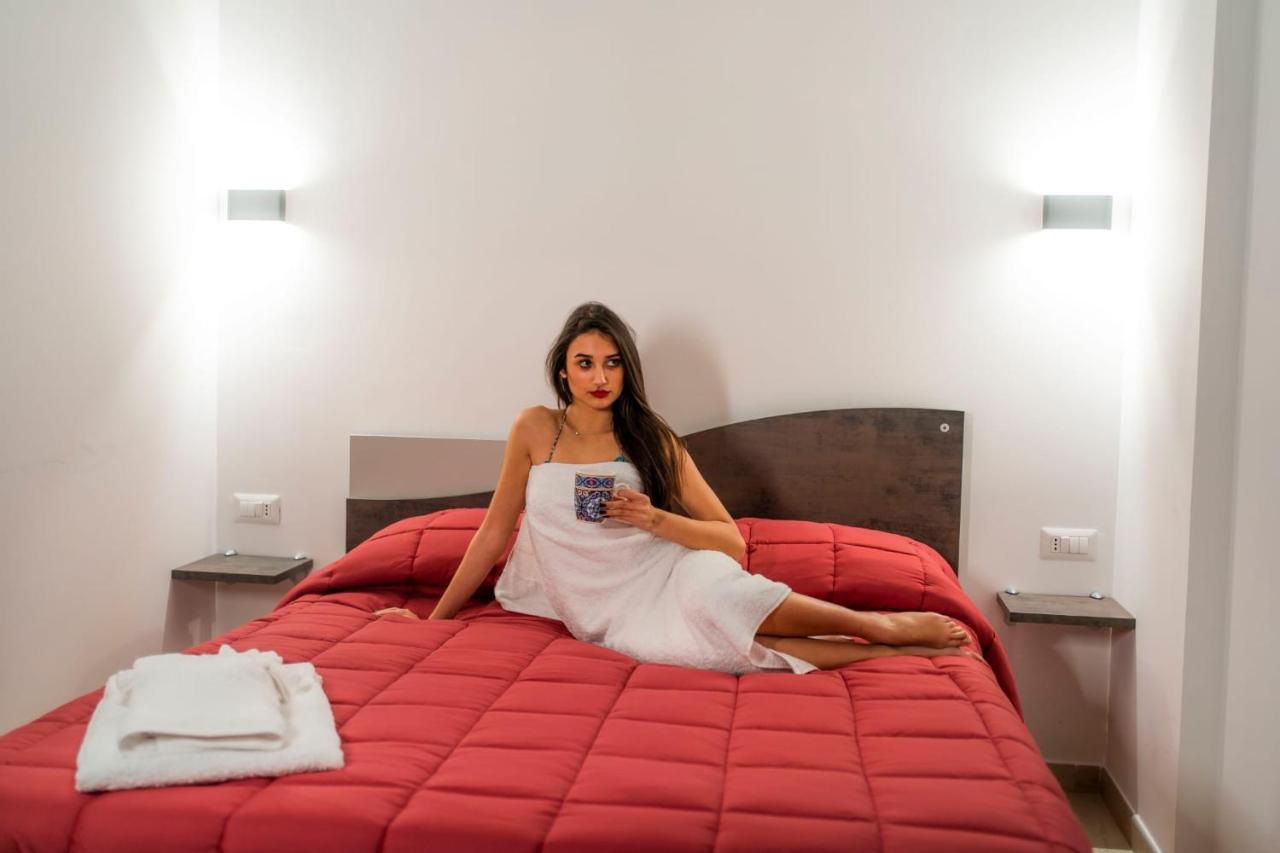 Luxurysuitepirandello คาตาเนีย ภายนอก รูปภาพ